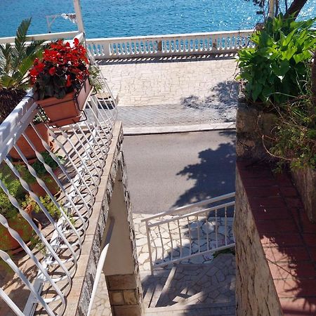 Captain'S Villa Molunat Bagian luar foto