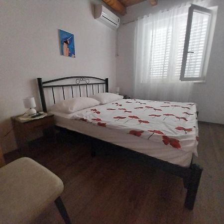 Captain'S Villa Molunat Bagian luar foto