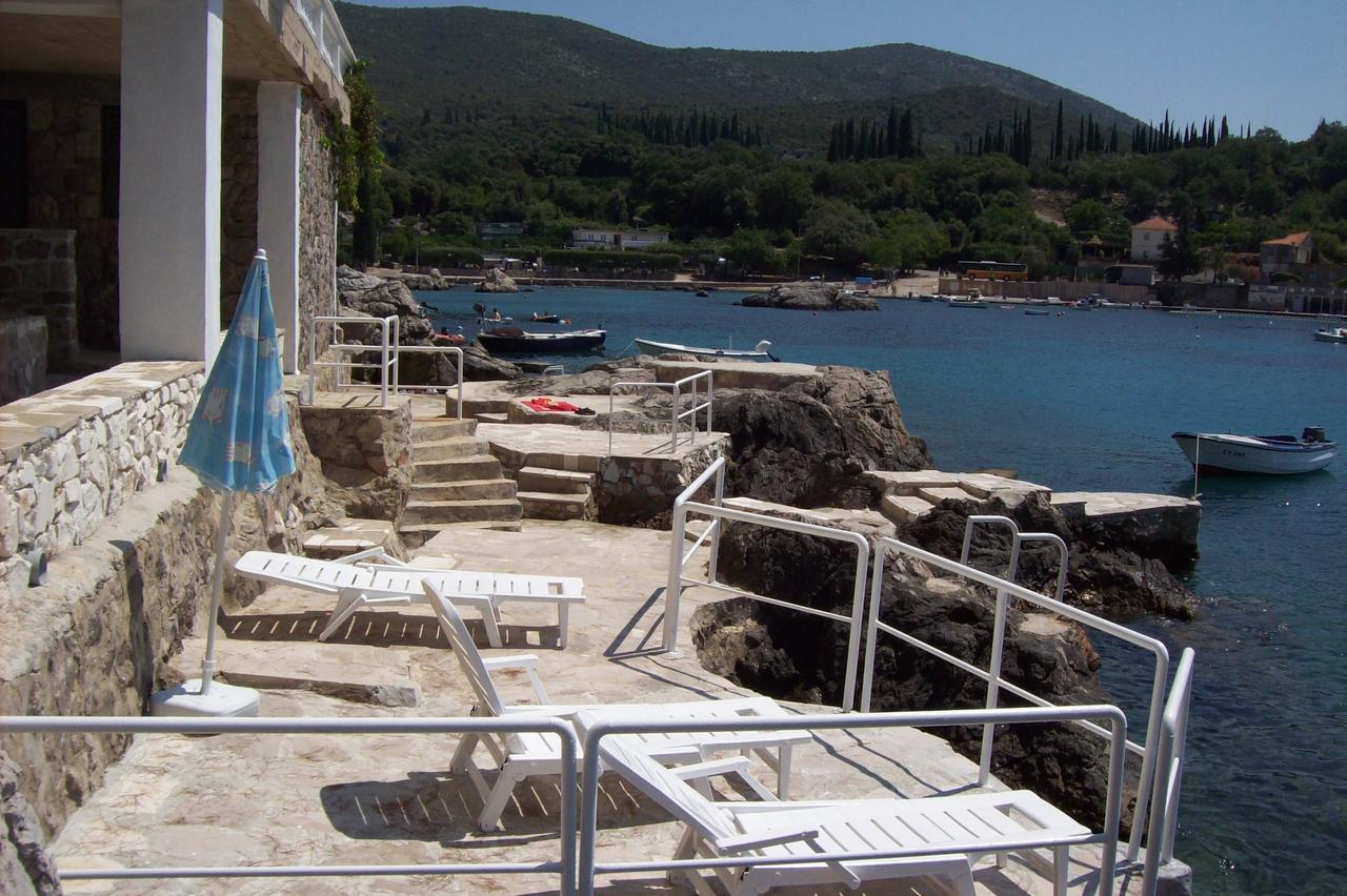 Captain'S Villa Molunat Bagian luar foto
